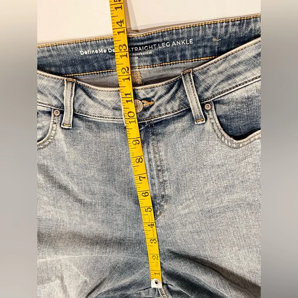 Chico's Define Me Straight Leg Ankle Blue Jeans 12 R Chicos Size 2 R Stretch